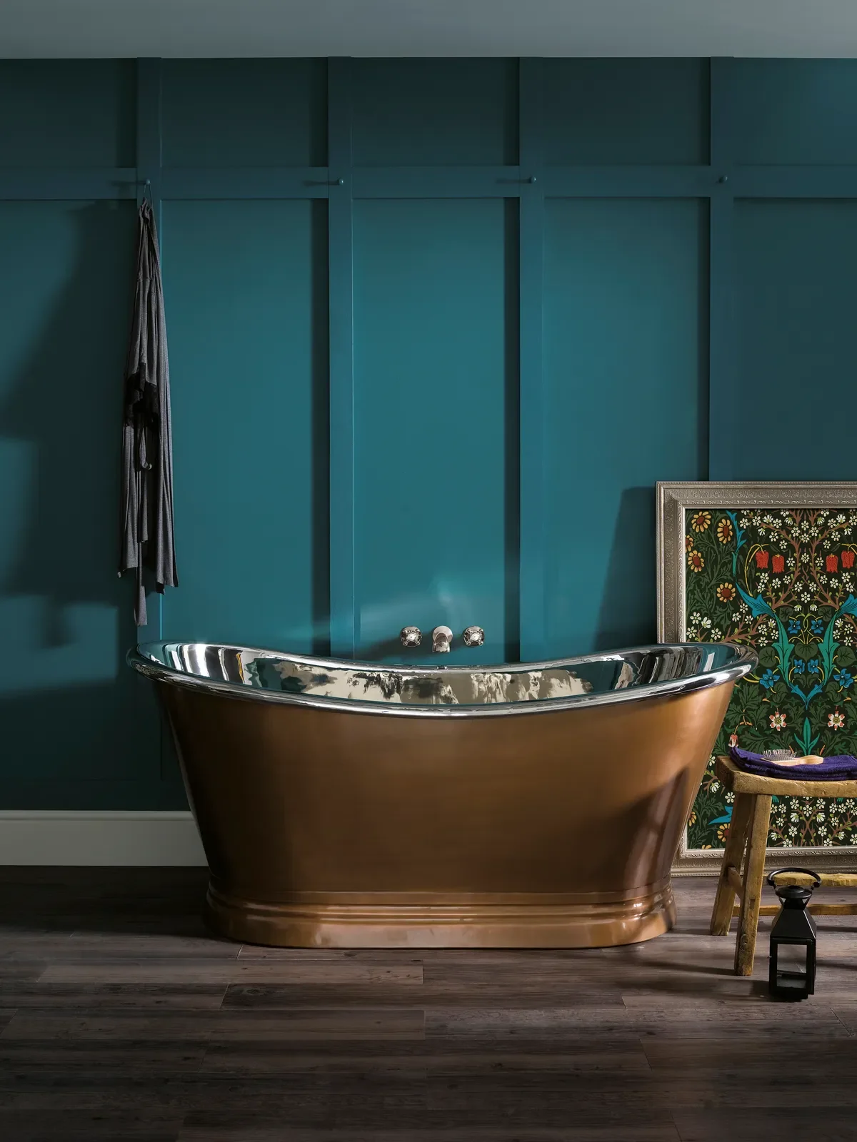 Bc Designs roll-top bath