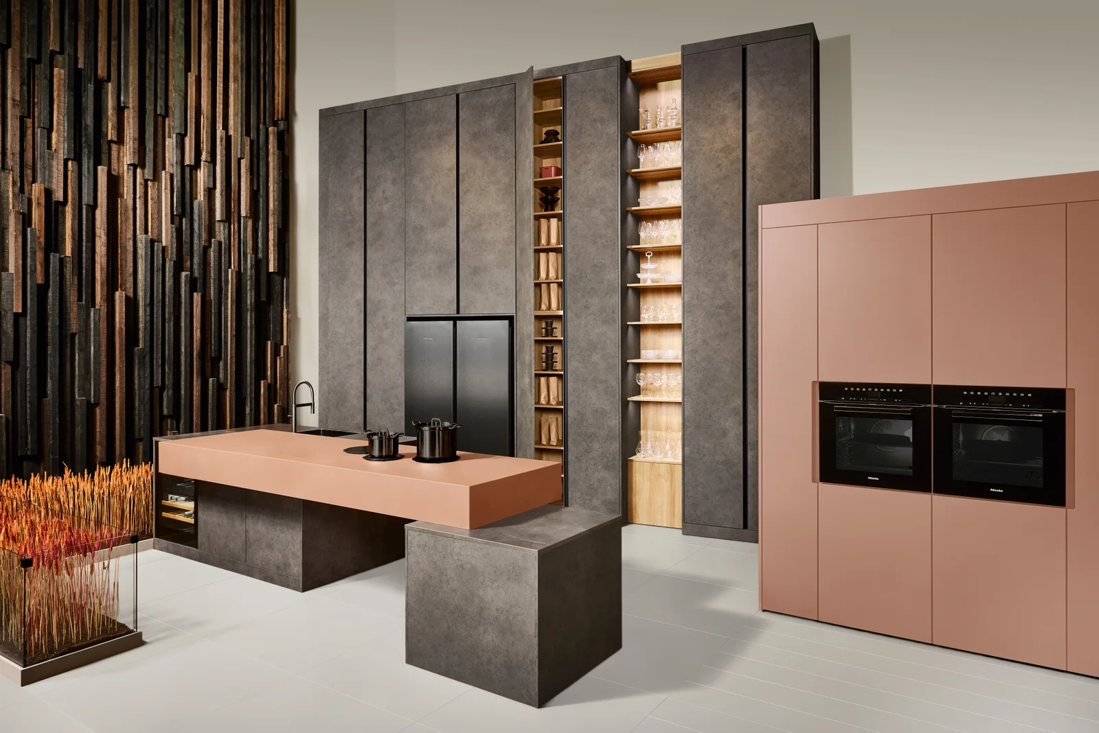 Colour & contrast collection finish